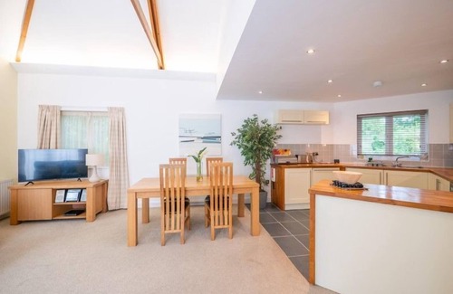 Carnon Downs Cottage | Stables Cottage (pet free)