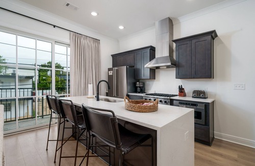 Tuscaloosa House | Stadium View: Your Spacious and Convenient Retreat in the Heart of Tuscaloosa