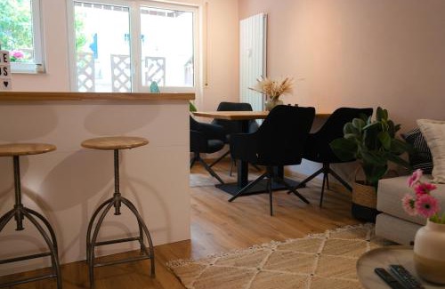 Wurzburg City Centre Apartment | Stadt-Refugium mit Terrasse