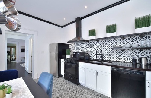 Midtown Apartment | Stag by Minty Living