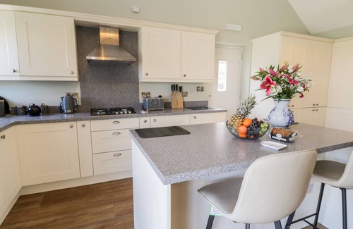 Ruswarp Cottage | STAG COTTAGE AT BROADINGS FARM, pet friendly, with a garden in Whitby