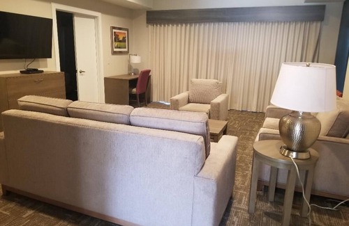 Cathedral City Resort | Stagecoach 2025 One Bedroom with Full Amenities Worldmark Cathedral City, Indio