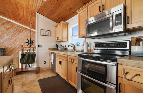 Flagler Beach House | Stairway to Heaven - Hot Tub Beach House - 4/2.5 Flagler Beach
