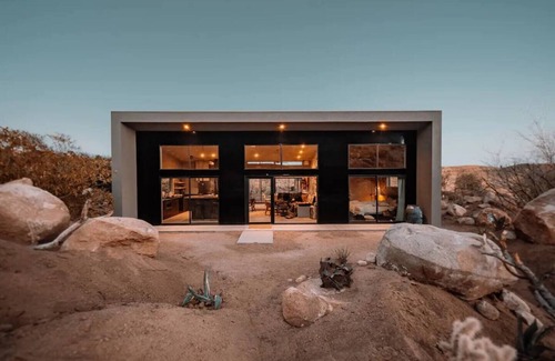 Pioneertown House | Stairway To Heaven By The Cohost Company