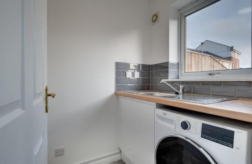 Newcastle-upon-Tyne Apartment | Staithes House - By Week2Week