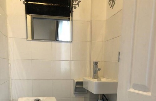 Wat Ratchabophit House | Standard Twin Room 1.4 km from Grand Palace