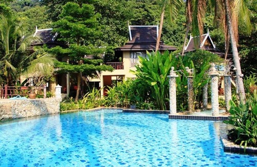 Ko Chang House | Standard Bungalow with Garden view near beach