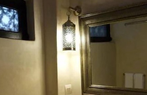 Mouassine Apartment | Standard Double Room (Lantana)