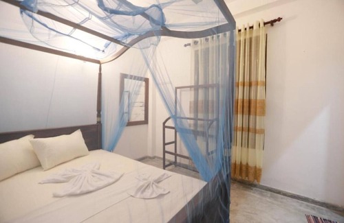 Pelena Hotel | Standard Double Room with Fan 1 - Surfside Retreat Weligama