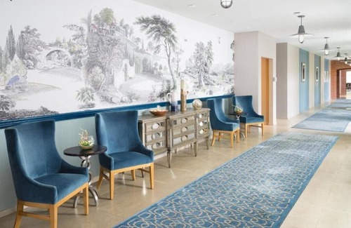 Old Town Alexandria Apartment | Standard Room Near Hummingbird Bar and Kitchen WDC