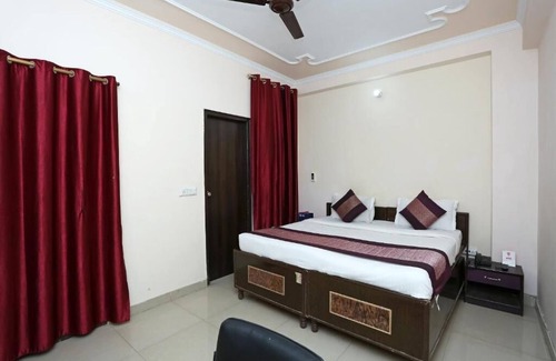 New Delhi Hotel | Standard Single Room - Hotel Ramida Suites At Delhi Airportnn