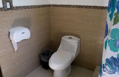 El Hawaii Hotel | Standard Suite
