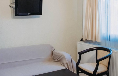 Kotroni House | Standard Triple Room