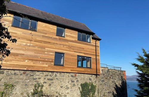 Menai Bridge House | Stanton