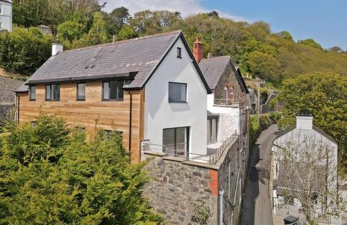 Menai Bridge House | Stanton