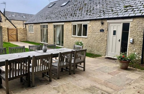 Condicote House | Stanton House, 6 bed, 5 bath