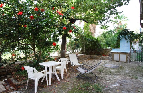 Marina di Caronia Apartment | Stanza del pescatore - casa rustica sul lungomare