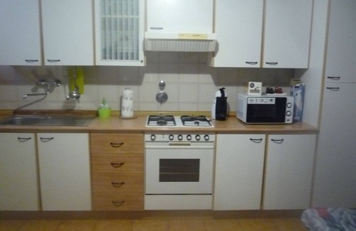 Oltretorrente Apartment | Stanza spaziosa e luminosa nel centro storico di Parma