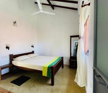Negombo House | Star Canal Cottage