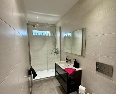 Glenrothes Apartment | Star Scape