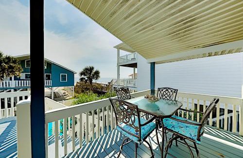 Ocean Isle Beach House | Starfish Cottage