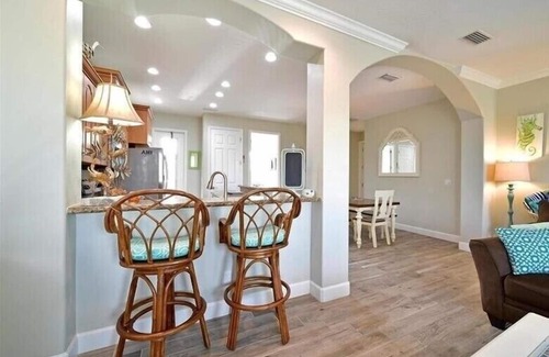 Bradenton Beach Villa | Starfish East- Beautiful Villa private pool and a few steps to the beach