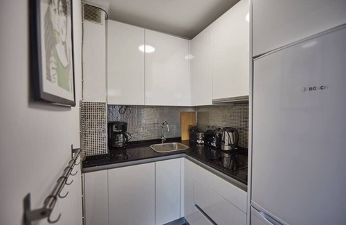 Playa del Ingles Apartment | Stargate: Next to beach and Yumbo center, w Pool/Balcony!