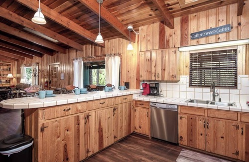 Ruidoso Cabin | Stargazer - Beautiful Cabin - Huge covered decks, hot tub, wildlife