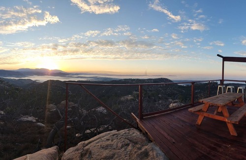 Fallbrook RV Rental | Stargazer - Glamp in the Mountains at Splitrock