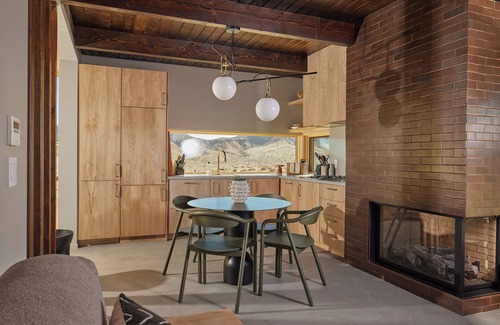 Pioneertown Cabin | Stargazing and Amazing Views at The Ocotillo