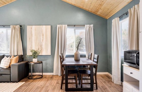 Alton Cabin | Stargazing Hot Tub, 3 Living Spaces on 10 Acres