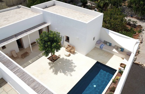 Castrignano del Capo Villa | Stark Tower by Miani Group