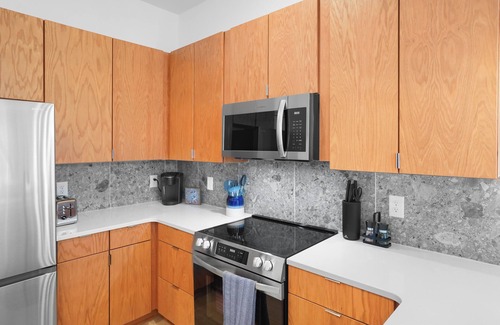 Talbot's Corner Condo | Starlet East 207-Sleeps 4