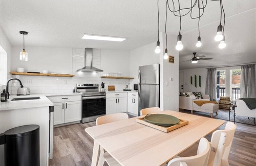 Canyon Lake Cabin | Starlight Horizon