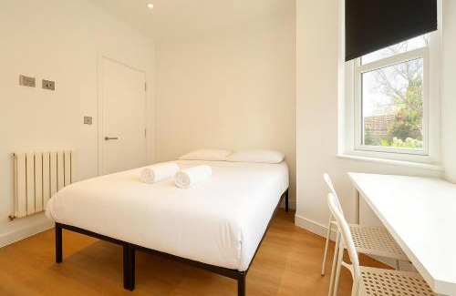 Shepherd's Bush Apartment | StarNest Shepherd's Bush