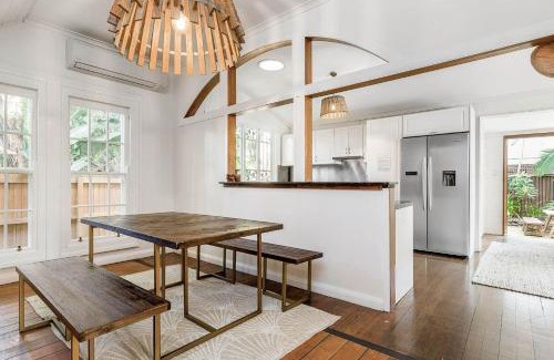Byron Bay House | Starr Cottage - Quaint Cottage with a stunning pool - Close to everything Byron!