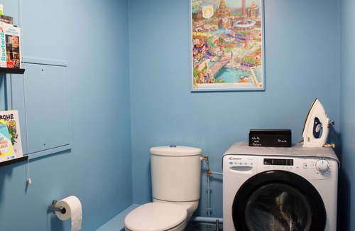 Les Puces de Saint-Ouen Apartment | STARRY in SO, free parking, JO: free ticket pass