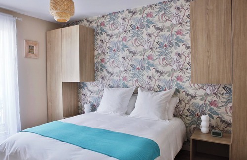 Les Puces de Saint-Ouen Apartment | STARRY in SO, free parking, JO: free ticket pass