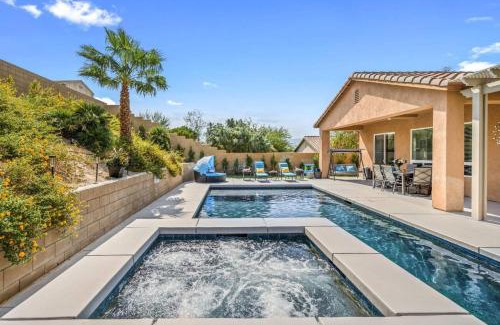 Desert Hot Springs House | Starry Night Escape