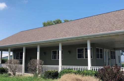 Oglesby Apartment | Starved rock area country ranch