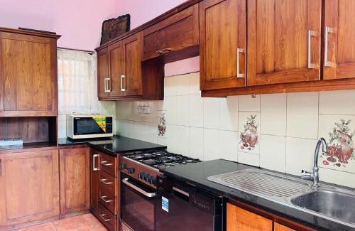 Battaramulla Bed & Breakfast | Starwin Villa B&B - Koswatta,Battaramulla