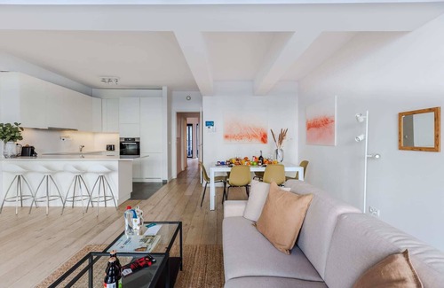 Postel Apartment | Stassart IV - Two Bedroom Apartment, Sleeps 6