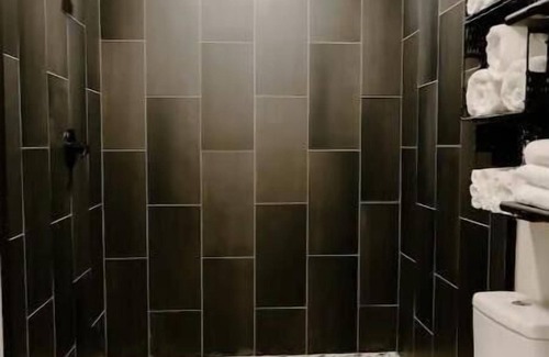 Aberdeen Apartment | Statesmen Suite