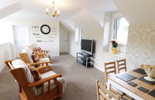 Gallt Y Foel Apartment | STATION APARTMENT, family friendly in Llanberis