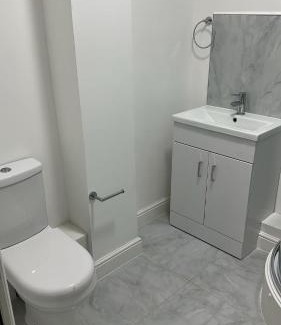 Scunthorpe Apartment | Station House One Bedroom Aparthotel - free parking!