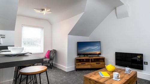 Deganwy House | Station Loft