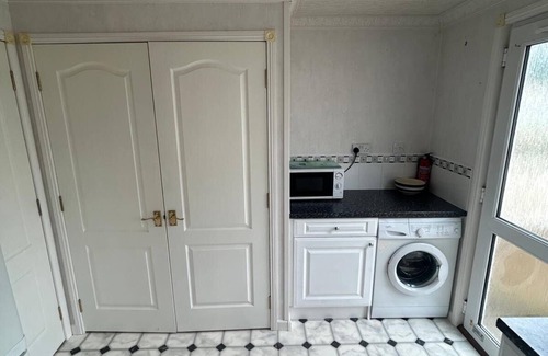 Newton Stewart Ski Chalet | Statley Lodge - Creebridge