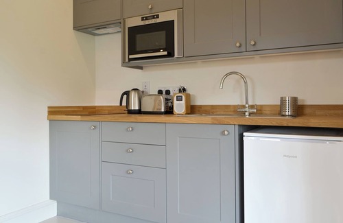 Staveley Cottage | Staveley Park Studio - UK33716