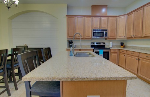 Bonita Springs Villa | Stay Active and Social in Bonita Isles: Community Amenities and Social Events Aw