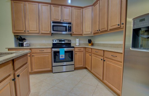 Bonita Springs Villa | Stay Active and Social in Bonita Isles: Community Amenities and Social Events Aw